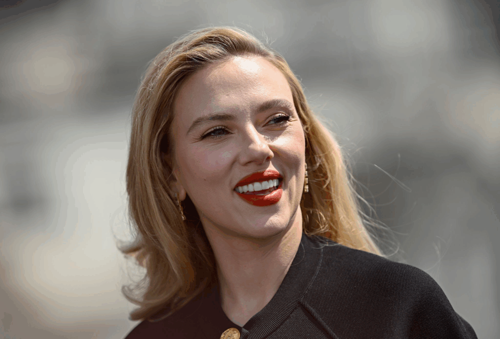 Qual a altura de Scarlett Johansson? Descubra medidas e curiosidades