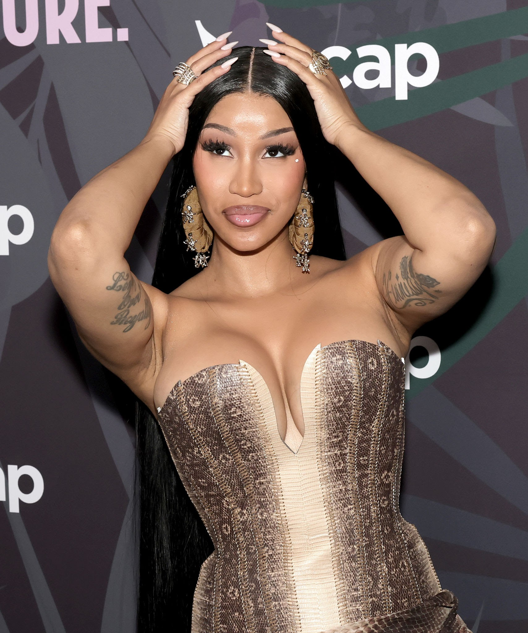 Qual a altura de Cardi B? Tudo sobre suas medidas e curiosidades