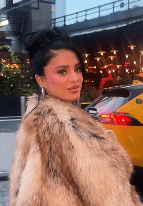 Quem é Camilla Araujo do OnlyFans? Vida, Sucesso e Impacto